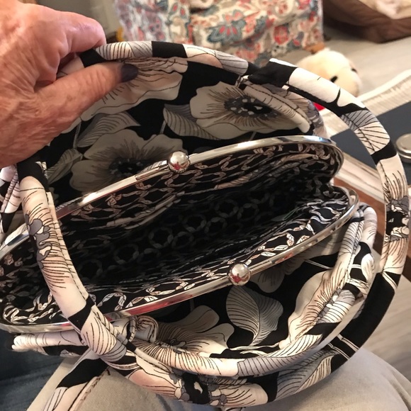 Vintage Vera Bradley Satchel. - Picture 2 of 3